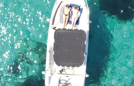 Motorboat Jeanneau Cap Camarat 6.5 Cc 150hp