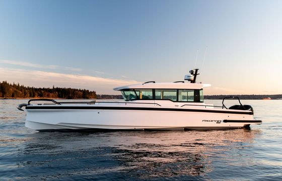 Motorboat Axopar 37 700hp