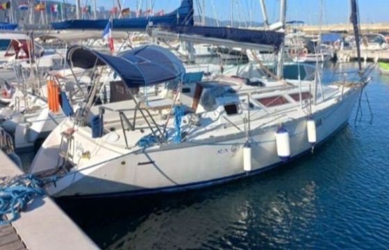 Sailboat Jeanneau Sun odyssey 31 9.3m