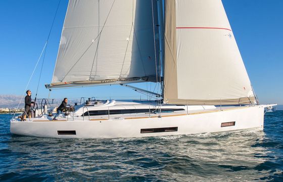 Sailboat Salona 46 14.02m