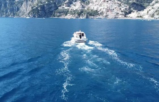 Motorboat Ferretti Estate 38 320hp