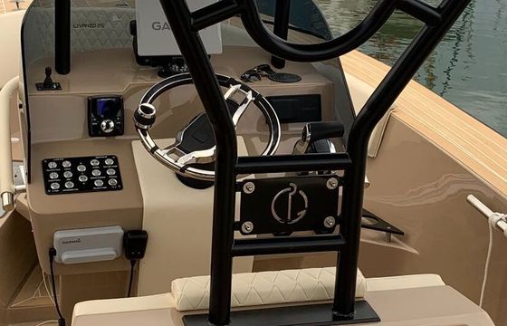 Motorboat LILYBAEUM YACHT LEVANZO 25 300hp