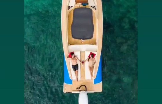 Motorboat LILYBAEUM YACHT LEVANZO 25 300hp