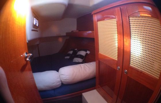 Sailboat HANSE 371 11.5m