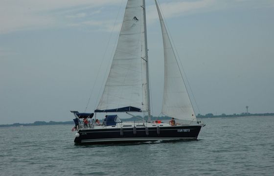 Sailboat HANSE 371 11.5m
