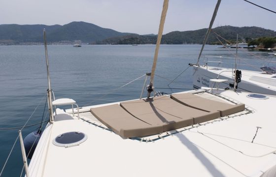 Catamaran Fountaine Pajot Lipari 41 11m