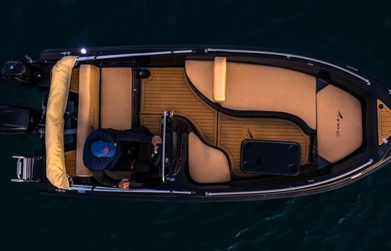 Boat without licence  SANTORINI PREMIUM BLACK 40hp