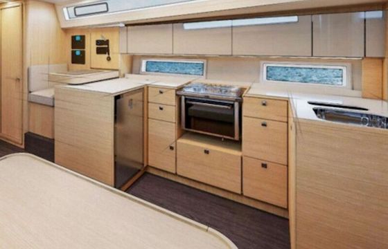 Sailboat Bavaria C46 14m