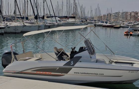 Motorboat BENETEAU 6.6 FLYERDECK 150hp