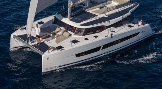 Catamaran Fountaine Pajot 44 13.32m