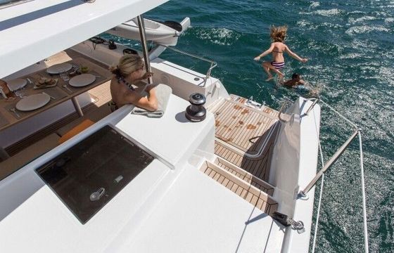 Catamaran FOUNTAINE PAJOT Helia 44 Luxe - GINGEMBRE 13.3m