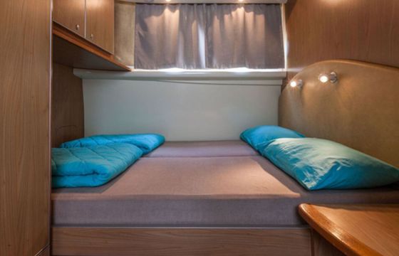 Houseboat Pénichette Flying Bridge 1020 FB