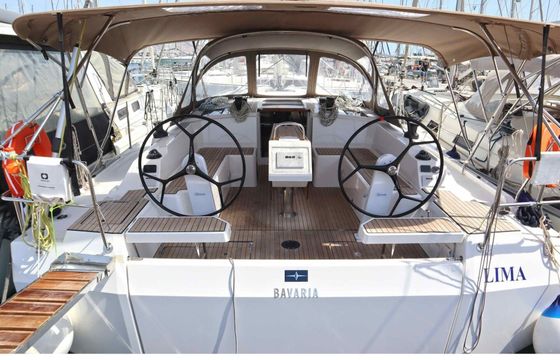 Sailboat Bavaria C42 12m