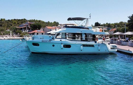 Motor yacht Bénéteau Swift Trawler 41 Fly 638hp