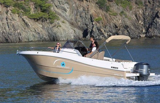 Motorboat Pacific Craft Open 670 200hp