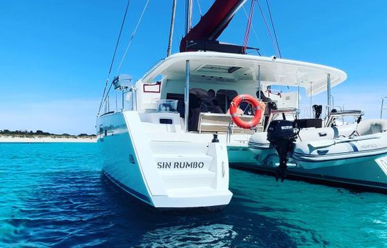 Catamaran Lagoon 450 14m