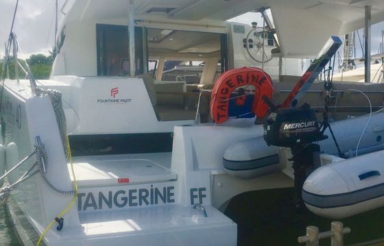 Catamaran Fountaine Pajot Lucia 40 11.73m