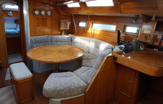 Sailboat Janneau Voyage 12.50 12.5m