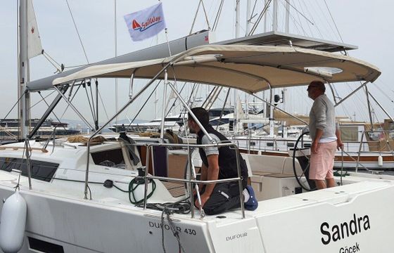Sailboat Dufour Dufour 430 Grand Large 13m