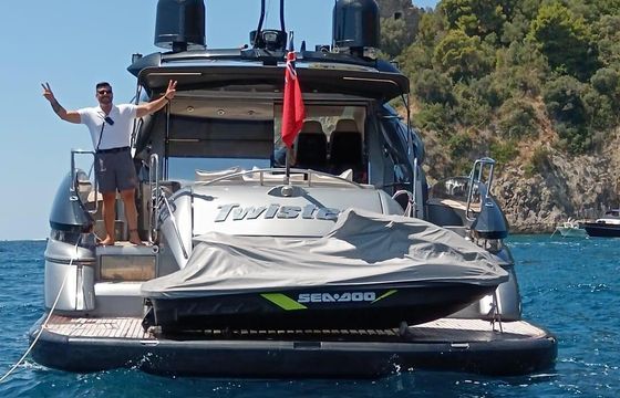 Motor yacht Sunseeker 75 Predator 1912hp