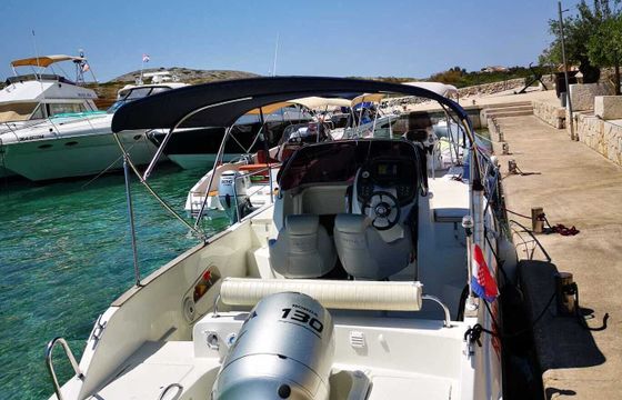 Motorboat FLY HM 22 130hp