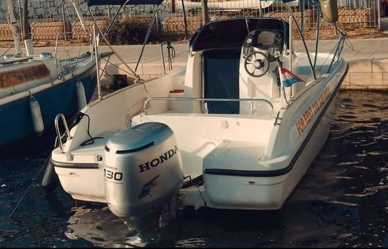 Motorboat FLY HM 22 130hp