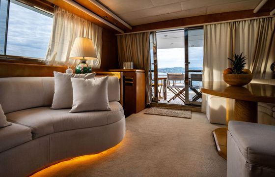 Motor yacht San Lorenzo 22 2400hp