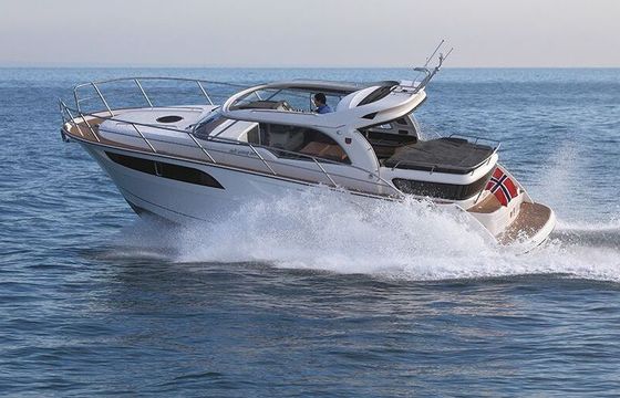Motorboat Marex 320 Aft Cabin Cruiser 380hp