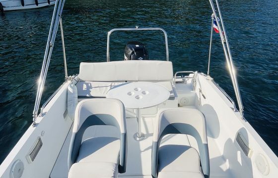 Motorboat FLYER SPACE DECK 6.6 175hp