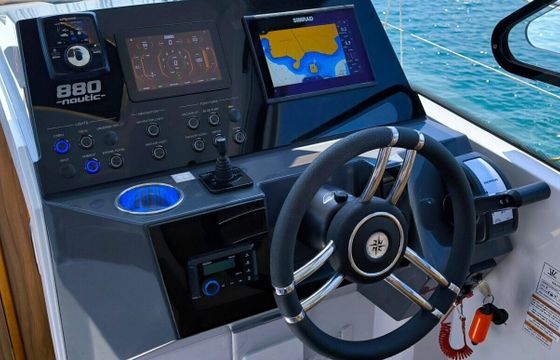 Motorboat Nautic Yachts N880 250hp