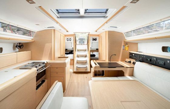 Sailboat Sun Odyssey 519 15m