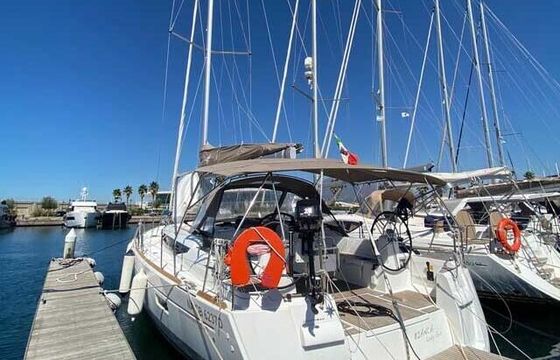 Sailboat Jeanneau Sun Odyssey 519 - 5 + 1 cab. 15m