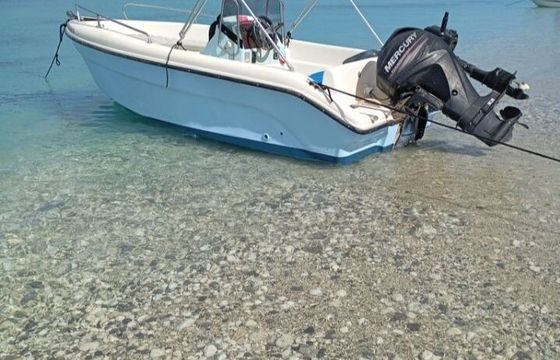 Motorboat Ranieri blue water 30hp