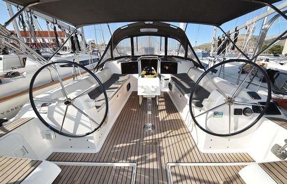 Sailboat Dufour Yachts Dufour 382 GL 11m
