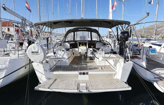 Sailboat Dufour Yachts Dufour 382 GL 11m
