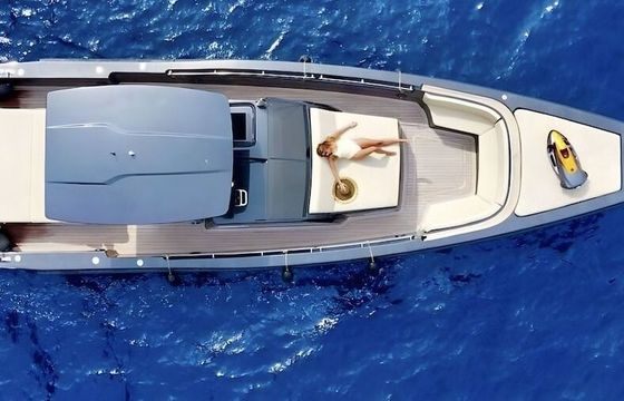 Motorboat Maori yacht 50 1100hp