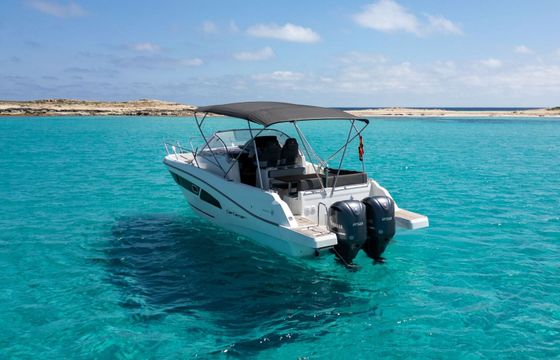 Motorboat Jeanneau Cap Camarat WA 9.0 500hp