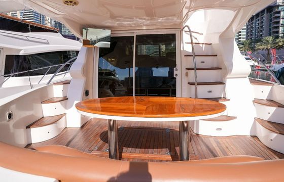 Motorboat Majesty 52 840hp