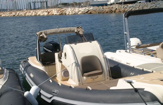 RIB ITALBOATS STINGHER 27 GT 300hp
