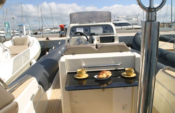 RIB ITALBOATS STINGHER 27 GT 300hp
