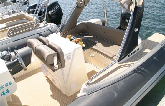 RIB ITALBOATS STINGHER 27 GT 300hp