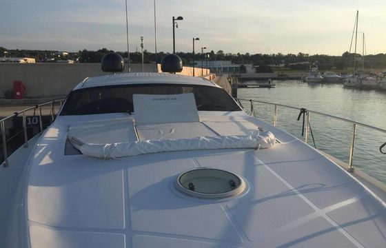 Motorboat Pershing 52 1600hp