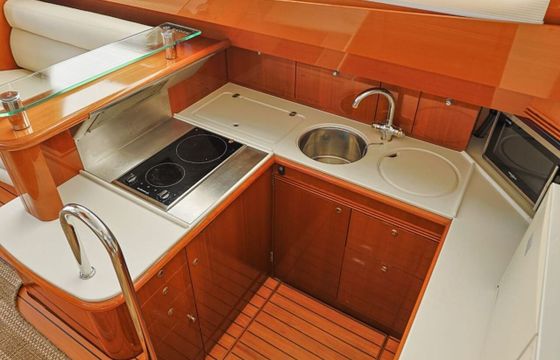 Motor yacht Jenneau Prestige 46 1000hp