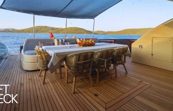 Motor yacht Technomarine Velvet 35 4000hp