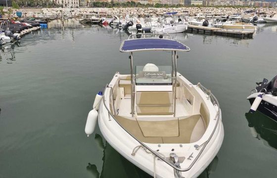 Motorboat Cad 25 250hp