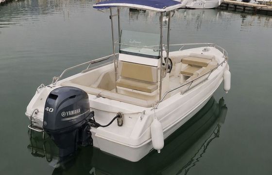 Motorboat Cad 25 250hp