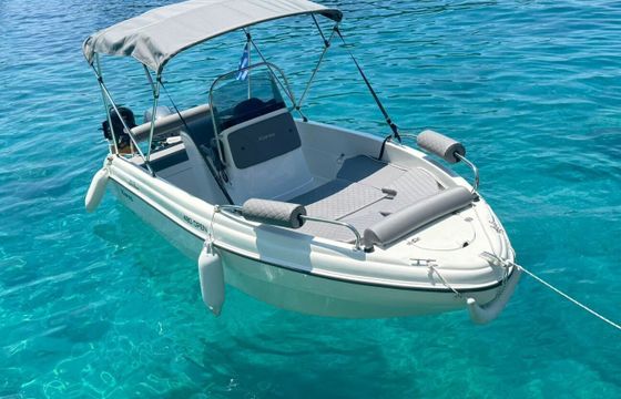 Motorboat Karel 480 30hp