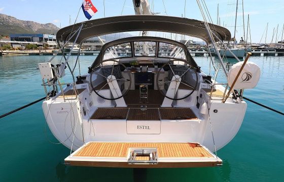 Sailboat Hanse Yachts Hanse 418 - 3 cab. 12.4m