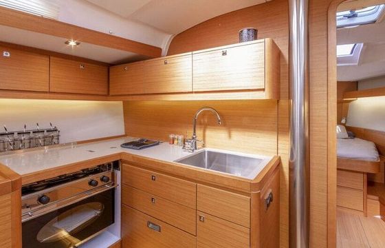 Sailboat Dufour Yachts Dufour 430 GL 13m