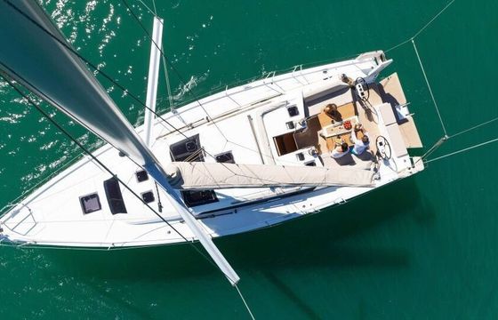 Sailboat Dufour Yachts Dufour 430 GL 13m